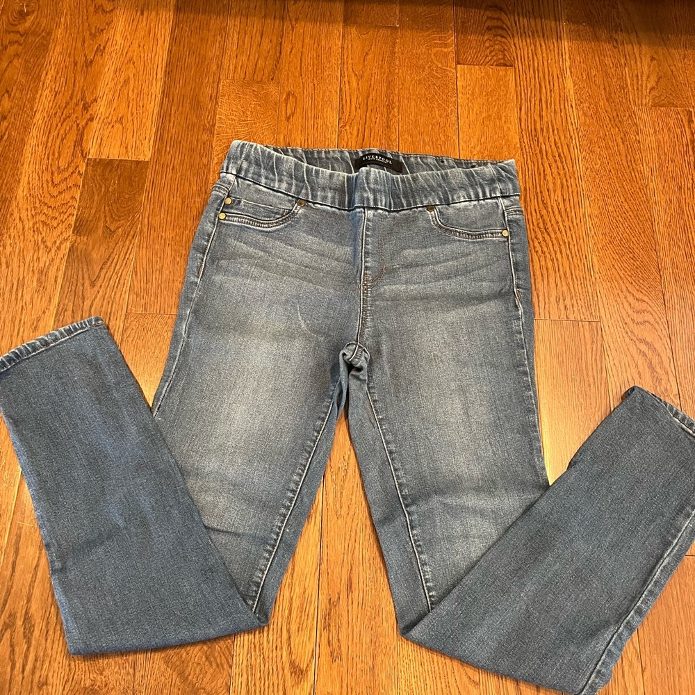 Liverpool Pull on Jean